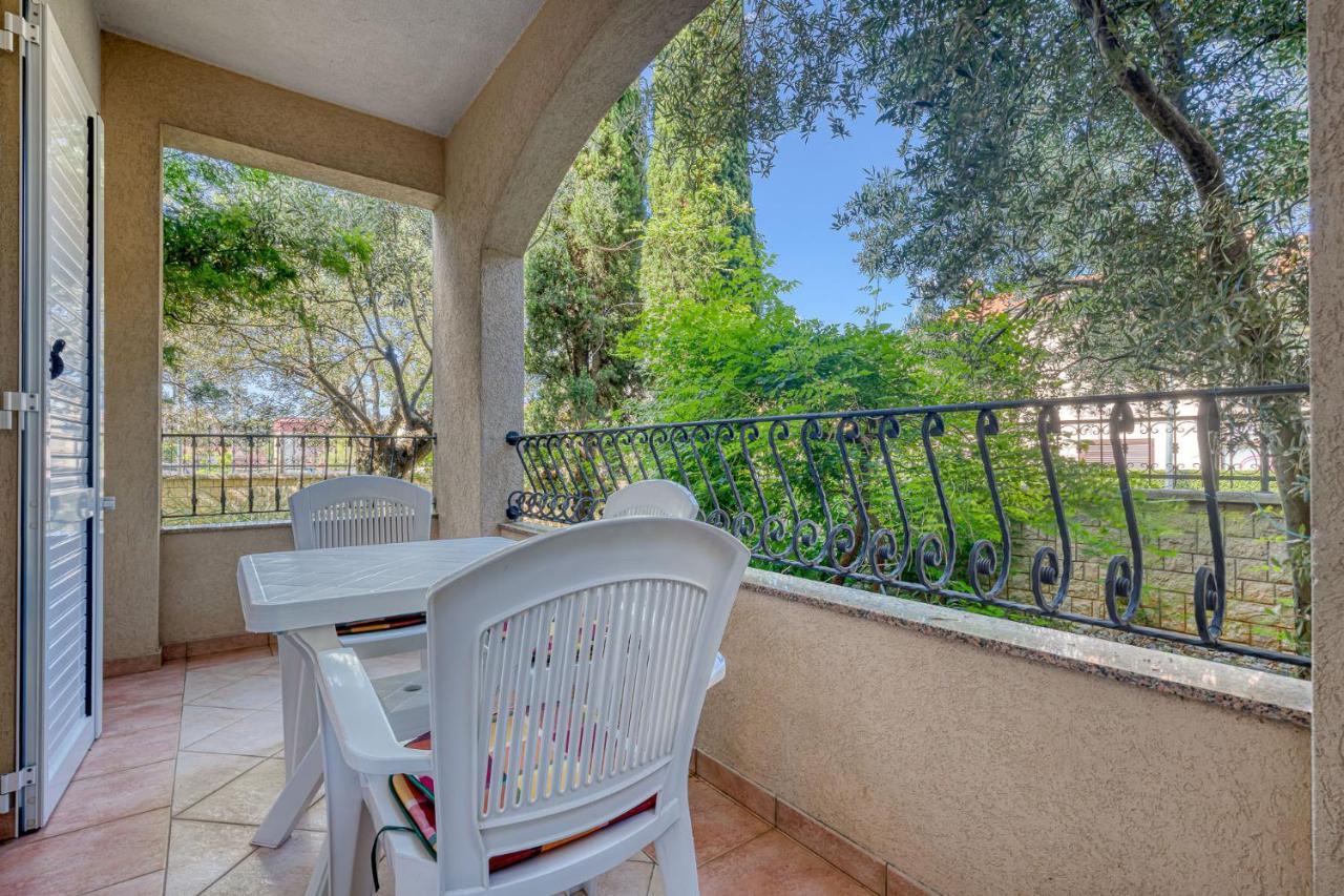 شقة House Laura 200M From The Beach And The Center بوريتش المظهر الخارجي الصورة