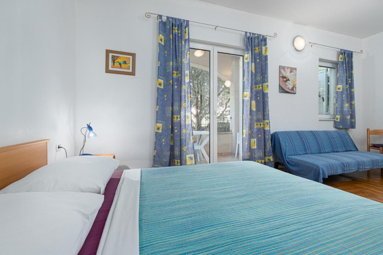 شقة House Laura 200M From The Beach And The Center بوريتش المظهر الخارجي الصورة