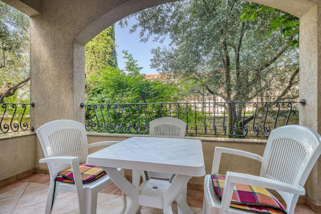 شقة House Laura 200M From The Beach And The Center بوريتش المظهر الخارجي الصورة